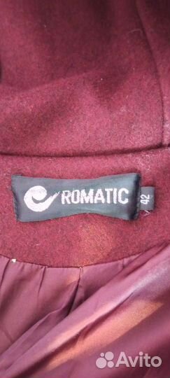 Пальто женское весеннее 42