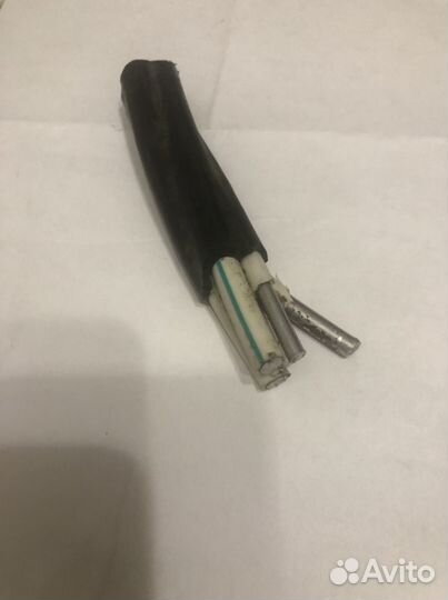 Кабель четырехжильный