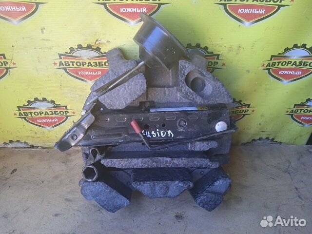 Набор инструментов (домкрат ) Форд Фьюжн