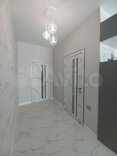 3-к. квартира, 78 м², 1/4 эт.