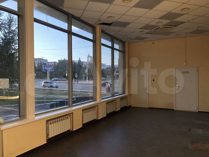 Кирова 34, магазин, 868 м²