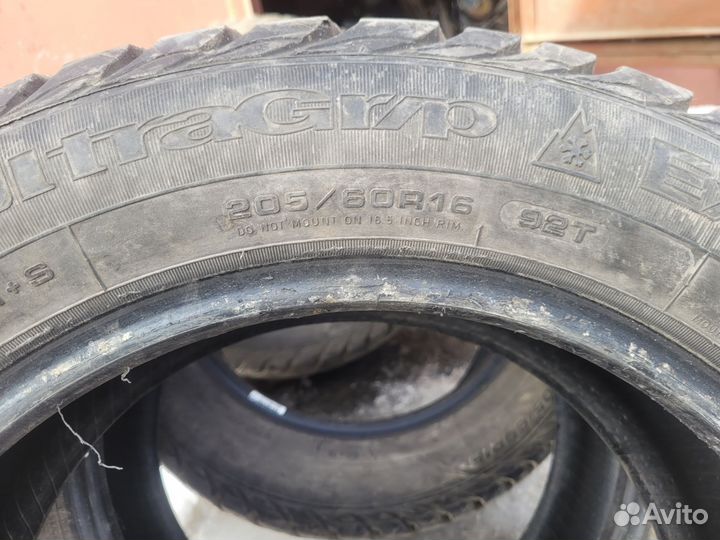 Goodyear UltraGrip Extreme 205/60 R16