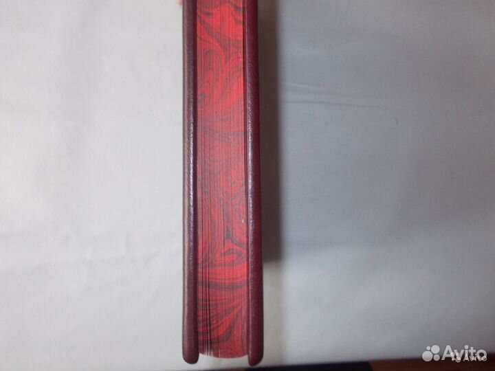 Подарочный альбом в кожаном переплёте