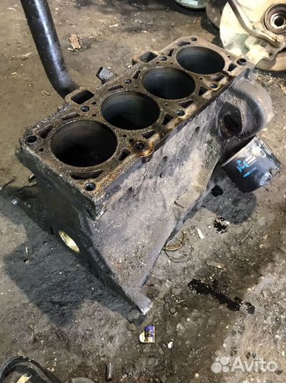 Блок двигателя ваз 11183