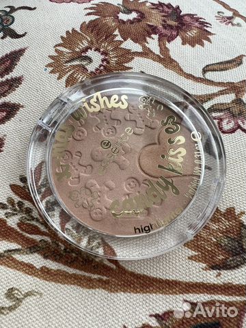 Essence хайлайтер для лица