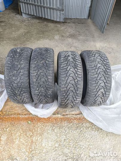 Hankook Winter I'Pike 225/50 R18