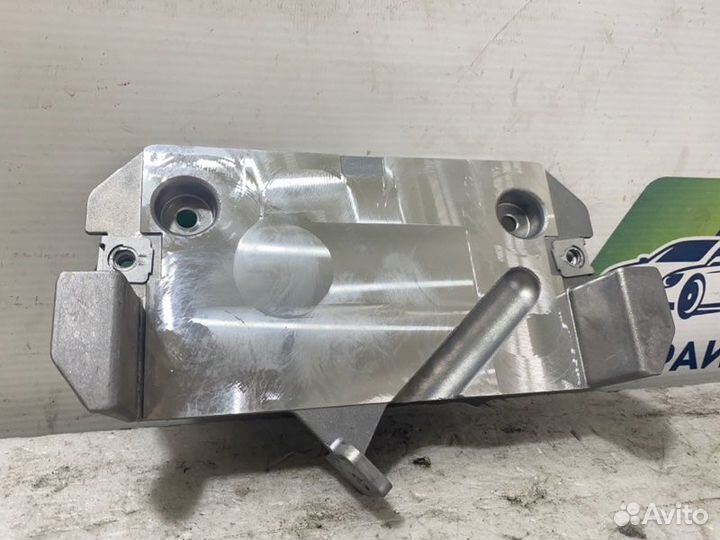 Кронштейн Audi Q7 легковой универсал 4 2007