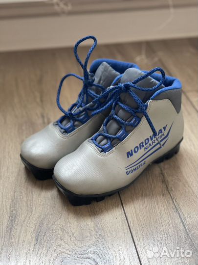 Лыжные ботинки детские р.33