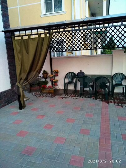 Дом 280 м² на участке 4 сот.