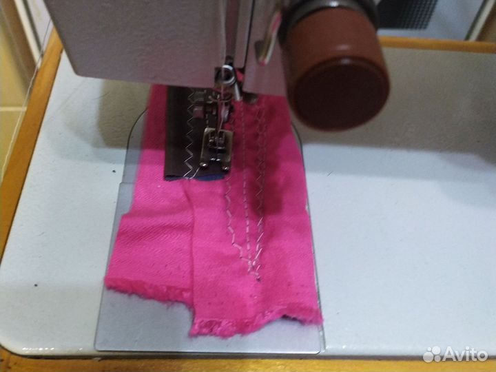 Швейная машина Чайка 134А