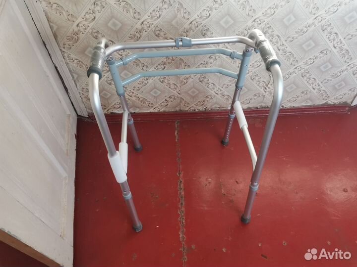 Ходунки для взрослых