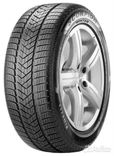 Pirelli Scorpion Winter RFT 265/40 R22 106W