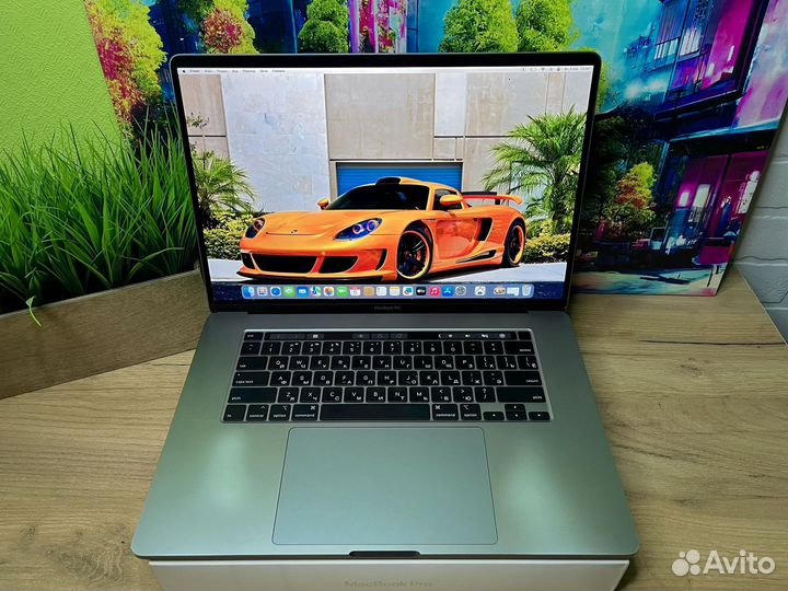 Macbook pro 16 2020 i9 16 1000гб