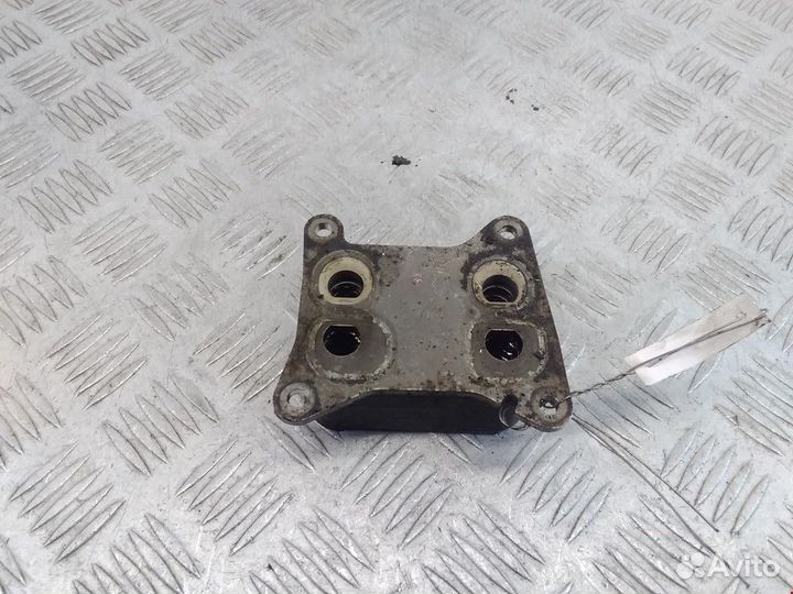 Теплообменник масляного фильтра Mitsubishi Colt