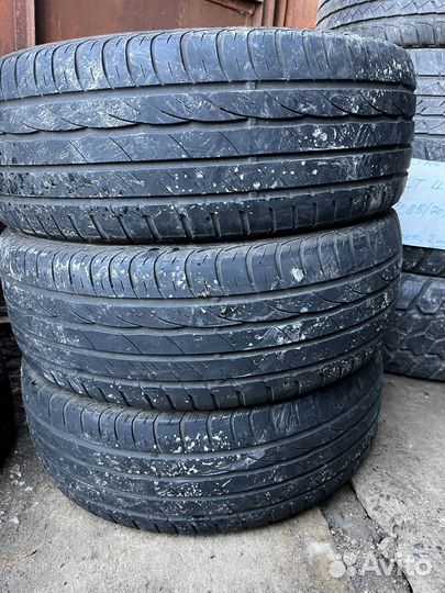 Barum Bravuris 2 215/60 R16 99H