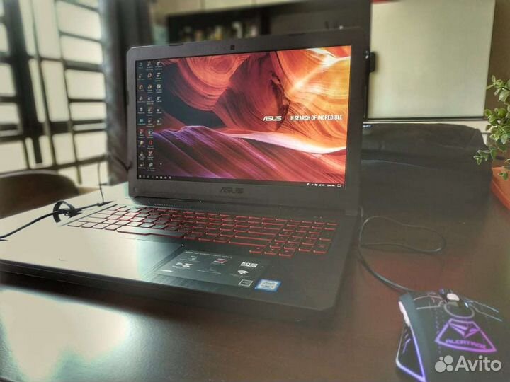 Asus TUF gaming AMD Ryzen5 AMD Radeon RX 560X 4gb