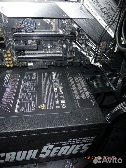 Asus ROG Strix Z490-A + Intel Core i5-10600K