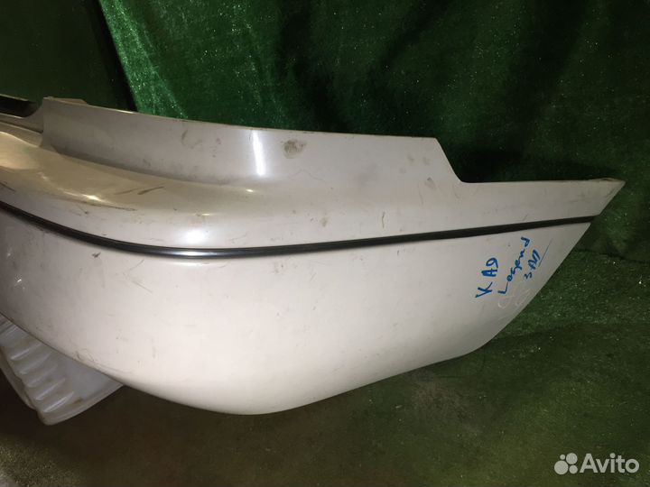 Бампер задний Honda Legend KA9 Белыйцарапины