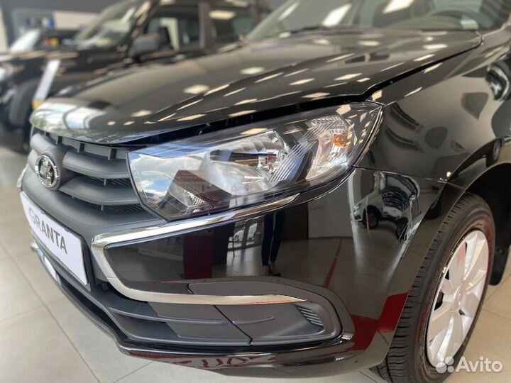 LADA Granta 1.6 МТ, 2023