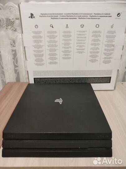 Sony playstation 4 PS4 pro 1tb