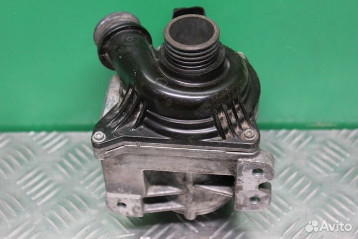 Помпа насос водяной N54 N55 BMW (оригинал)