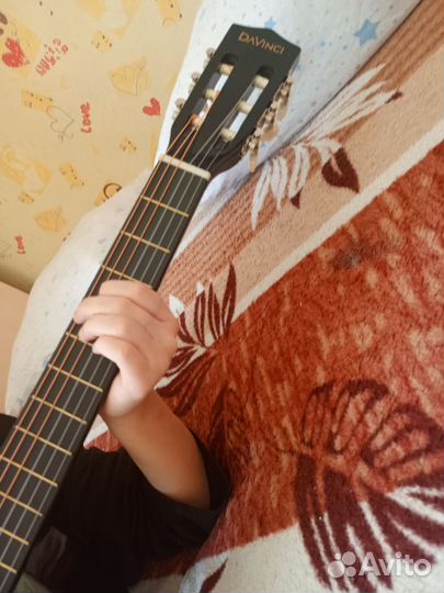 Акустическая гитара DaViNci
