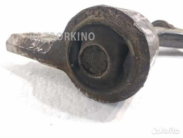 Рычаг передний правый нижний