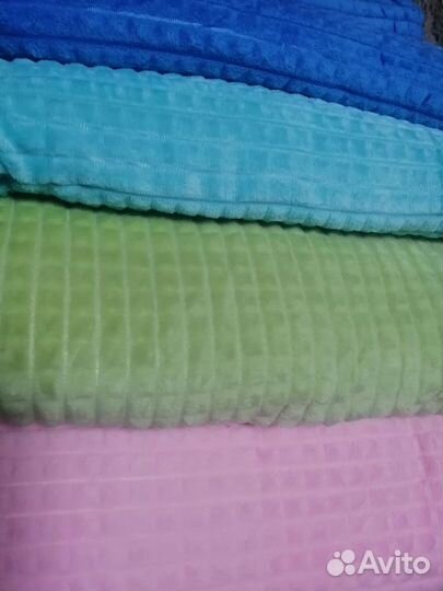 Пледы кубики 200*220 новые