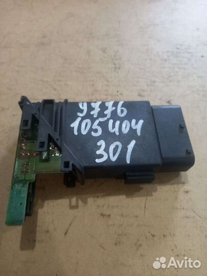 Блок управления стеклоподъемниками Пассат Б5 Левый