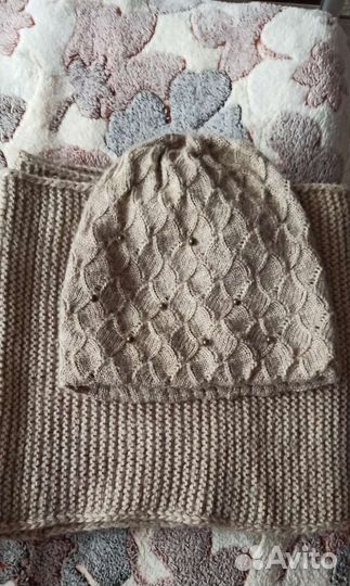 Комплект шапка и снуд