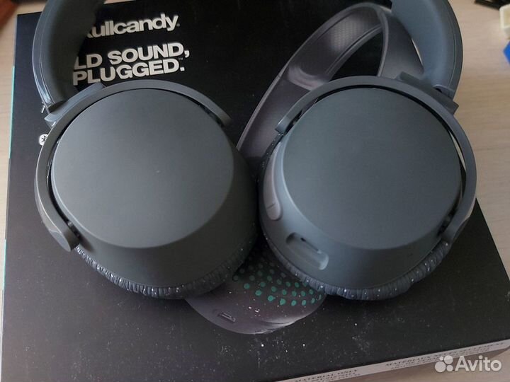 Беспроводные наушники Skullcandy riff 1