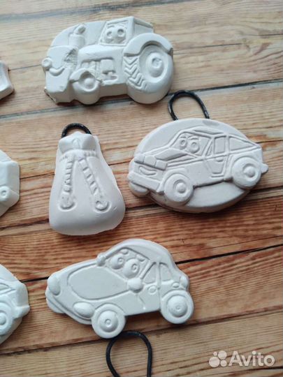 Готовые фигурки гипсовые для раскрашивания машинки