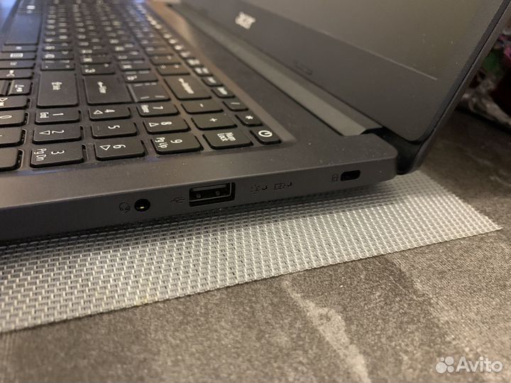 Ноутбук Acer идеал
