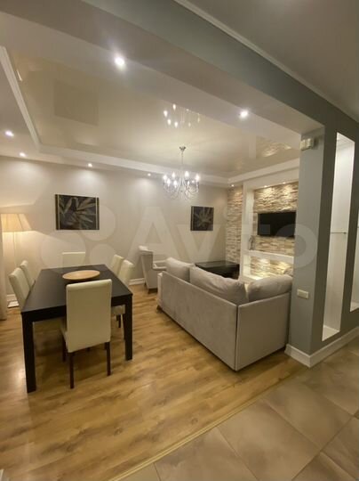 3-к. квартира, 100 м², 1/5 эт.