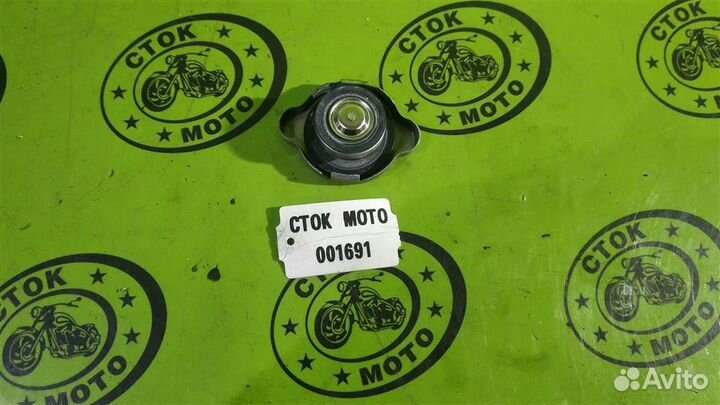 Крышка радиатора Honda NT700V Deauville