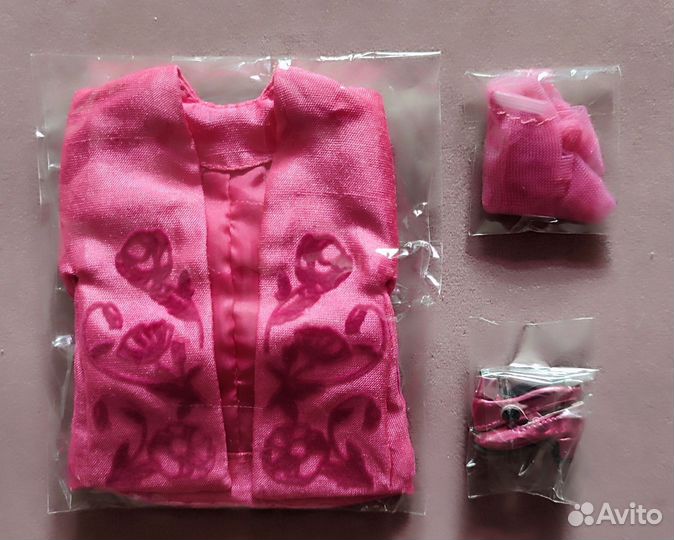 Поппи Пинк Паркер аутфит интегрити