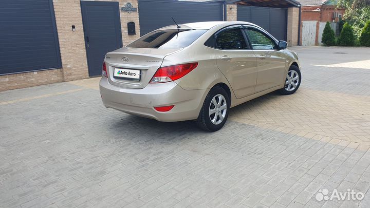 Hyundai Solaris 1.6 AT, 2011, 248 000 км