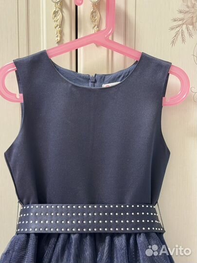 Нарядное платье для девочки 128 см