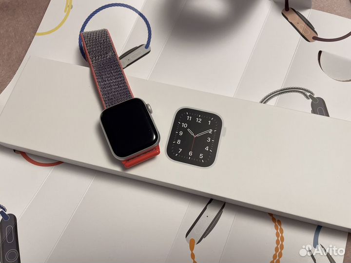 Apple watch SE 40mm silver