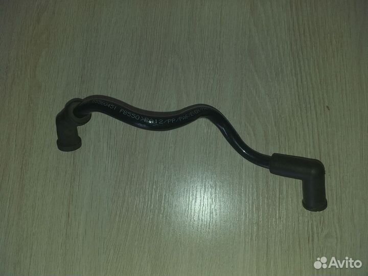 Трубка вакуумная Опель Астра Н