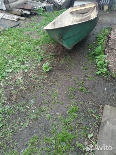 Лодка под мотор 5лс