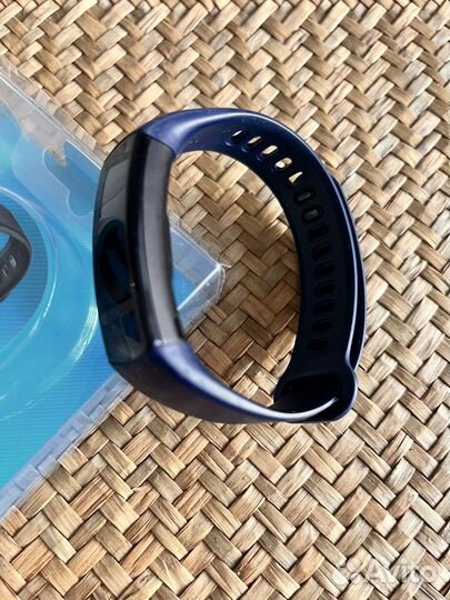 Фитнес браслет Honor Band 3