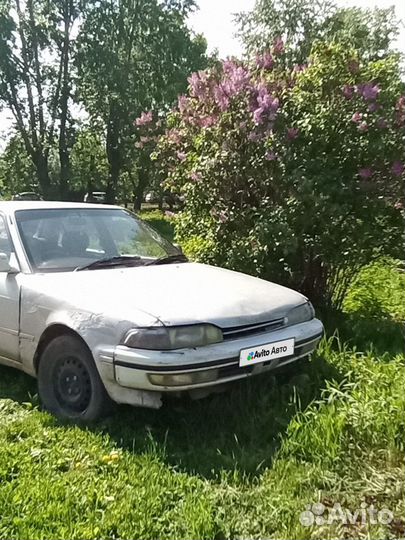 Toyota Carina 1.5 МТ, 1989, битый, 450 000 км