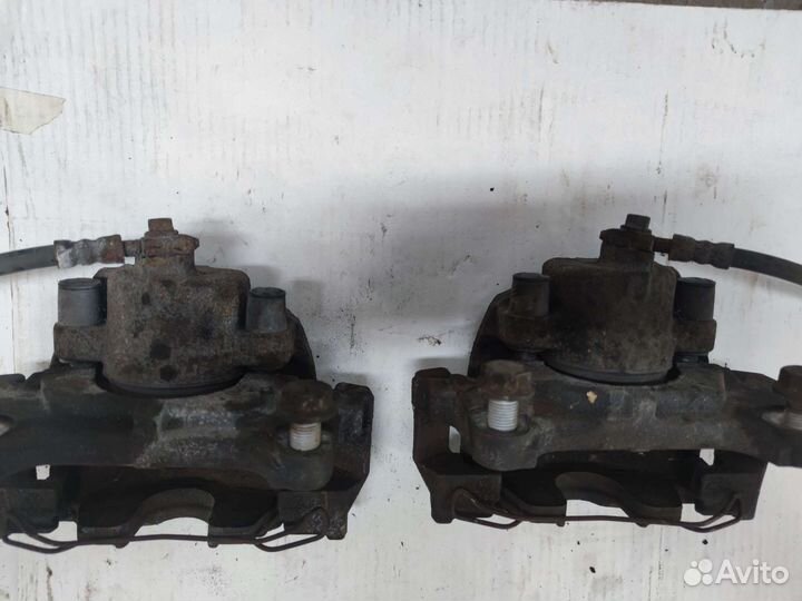 Суппорт тормозной передний Volkswagen tiguan 1