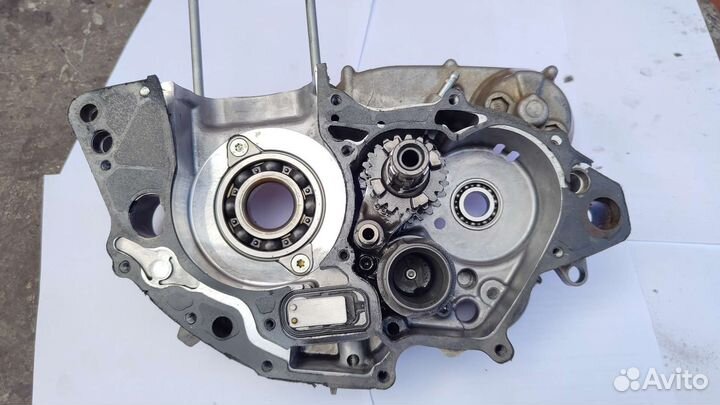 Запчасти от honda crf 250r 09