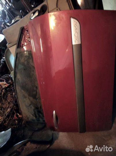 Меган 2 передняя правая дверь