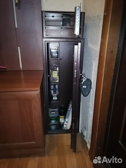 Оружейный сейф 2 шт