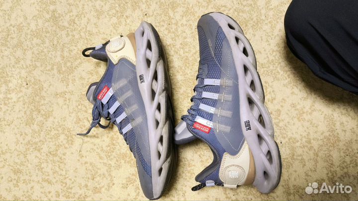 Кроссовки мужские 39р