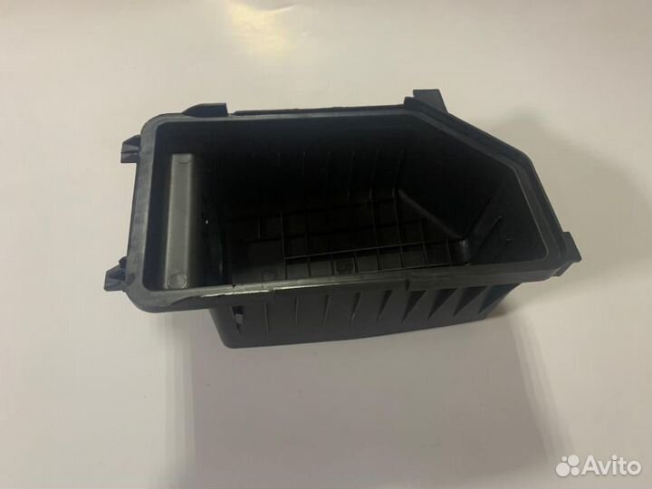 Крышка корпуса воздушного фильтра Hyundai / KIA