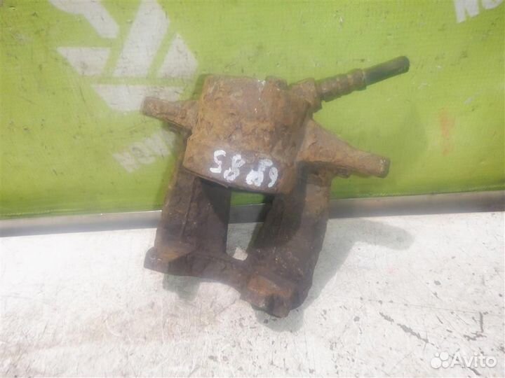 Суппорт передний правый Фиат Стило